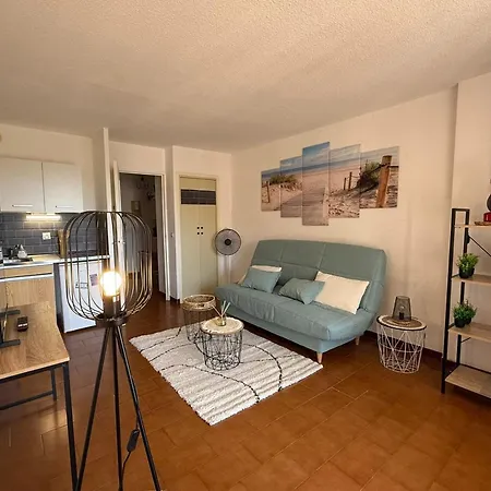 With Pool Close To The * Fréjus